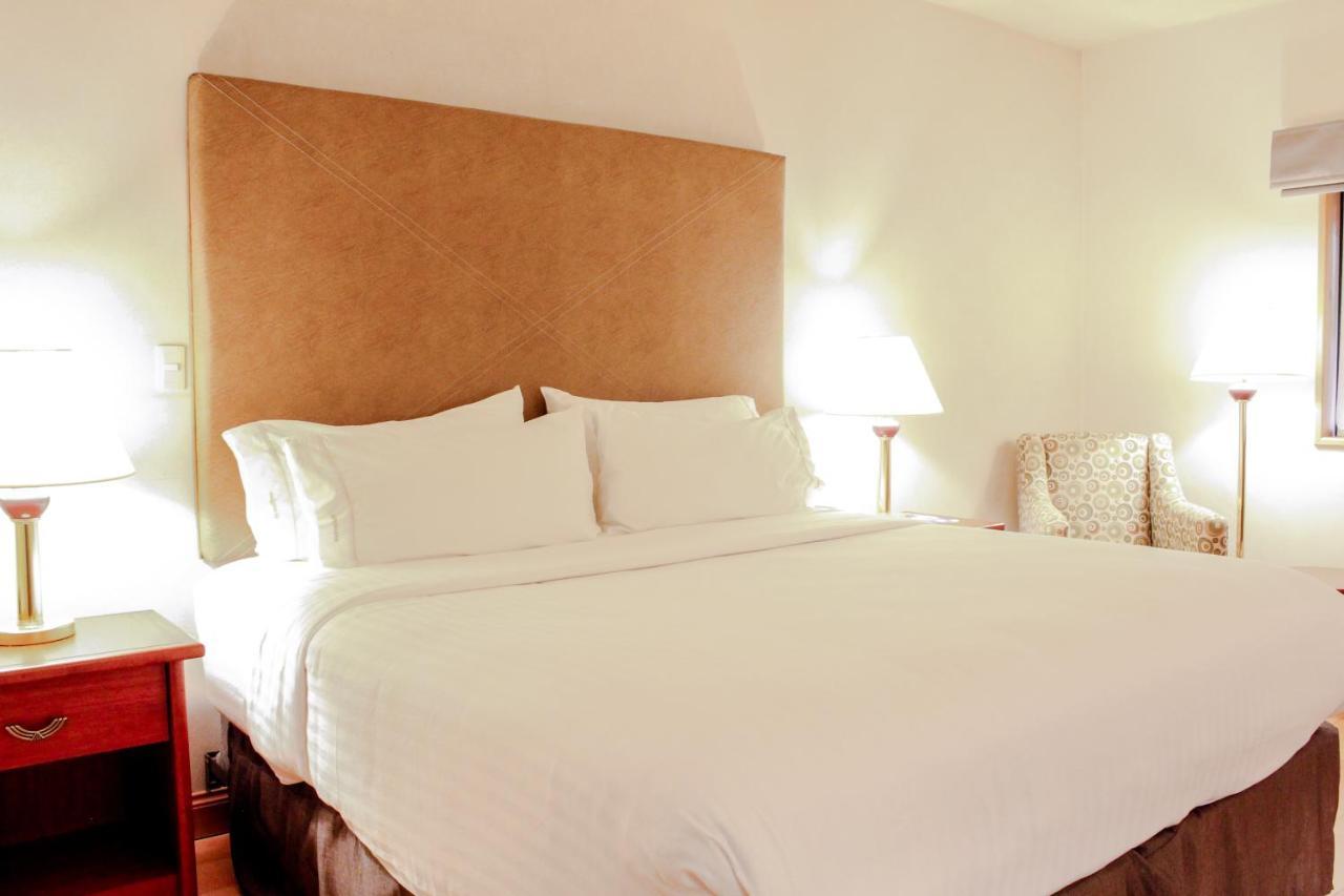 Holiday Inn Express Chihuahua By Ihg מראה חיצוני תמונה