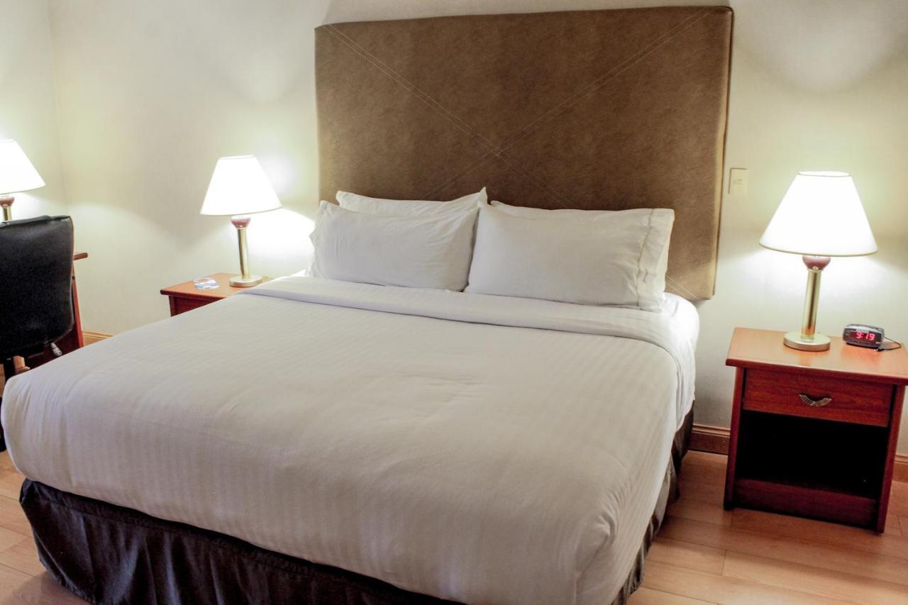 Holiday Inn Express Chihuahua By Ihg מראה חיצוני תמונה