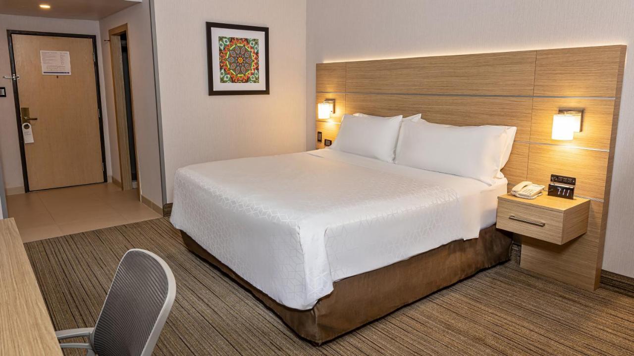 Holiday Inn Express Chihuahua By Ihg מראה חיצוני תמונה